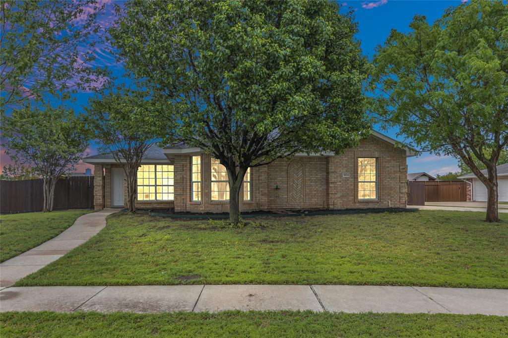 Listing image 1
