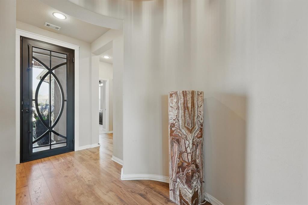 10112 Parkcrest Court