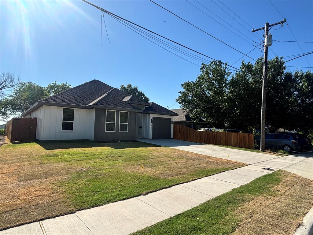 714 Rayenell Avenue