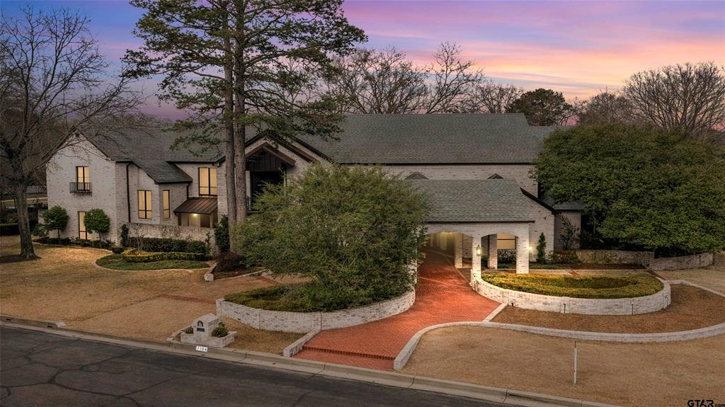 Hollytree - Residential