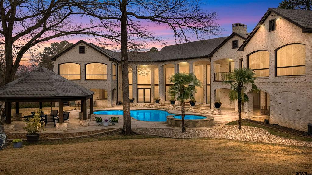 Hollytree - Residential