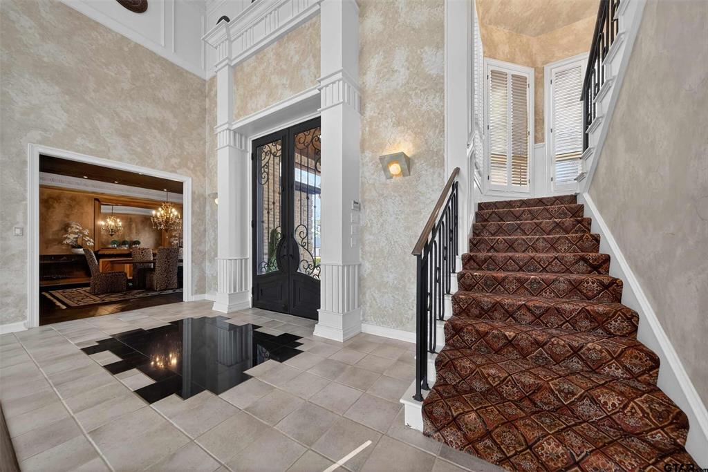 Hollytree - Residential