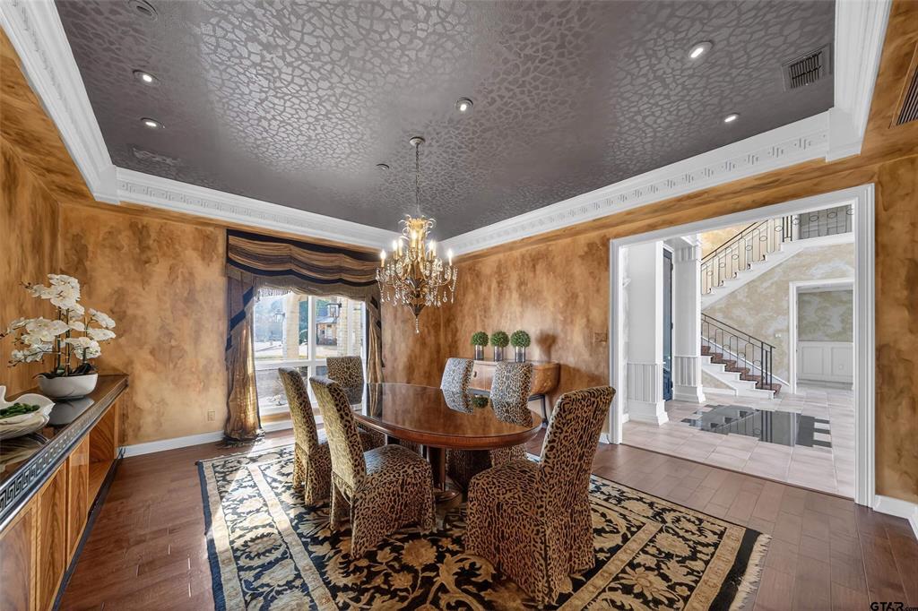 Hollytree - Residential