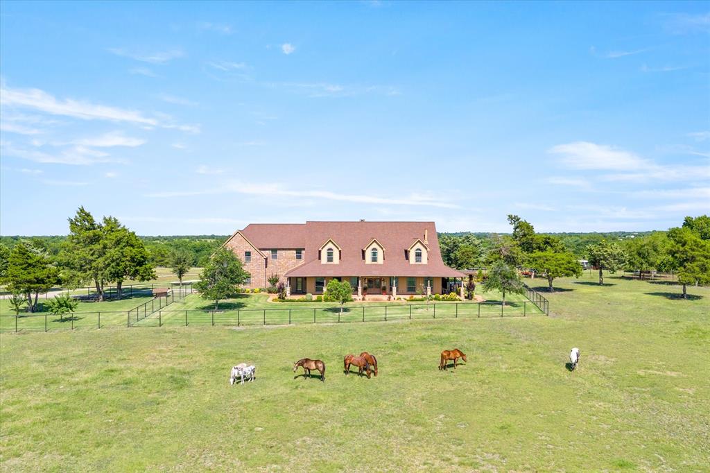 5263 Private Road 1170