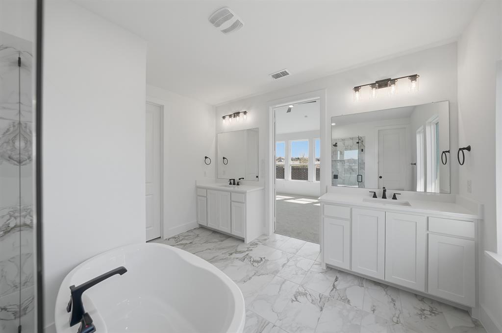 6808 Tadpole Trail
