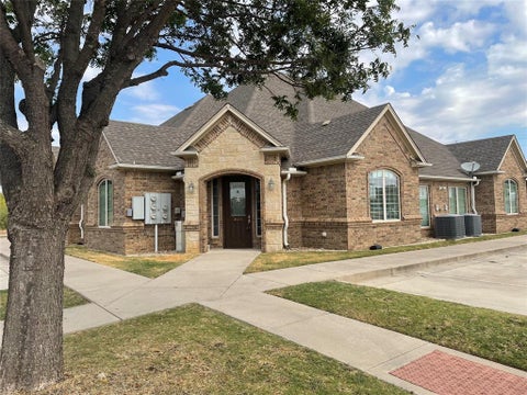 Photo of 255 Elk Drive #A, Burleson, TX 76028 (MLS # 21423629)