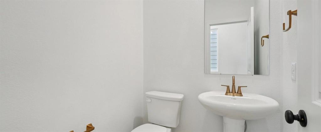 Sereno Oaks at Buckner Terrace - Residential