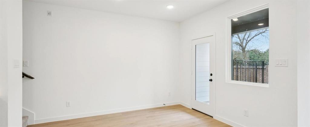 Sereno Oaks at Buckner Terrace - Residential