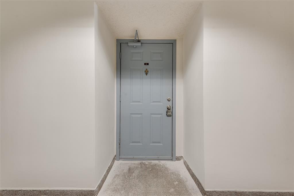 Cambridge Condo Ph 01 03 - Residential Lease