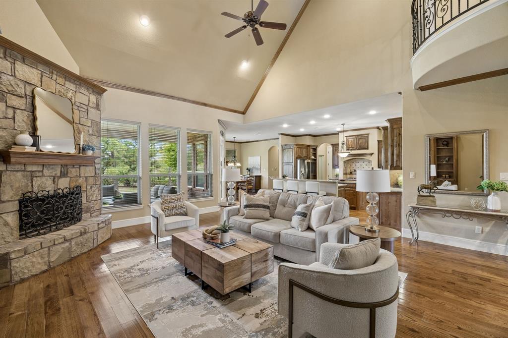1313 Vanderbilt Drive
