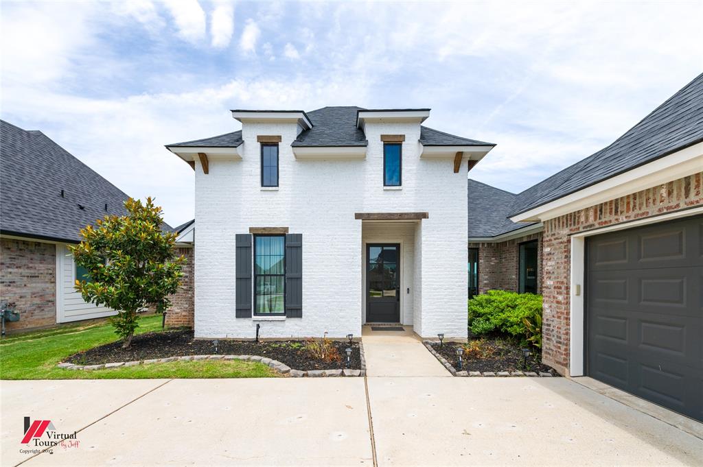 1359 QUINCY
