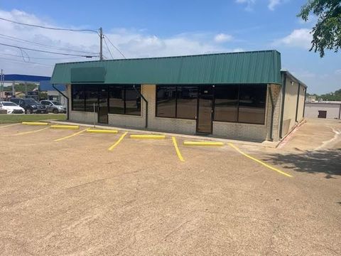 106 Terrace Drive DeSoto TX 75115