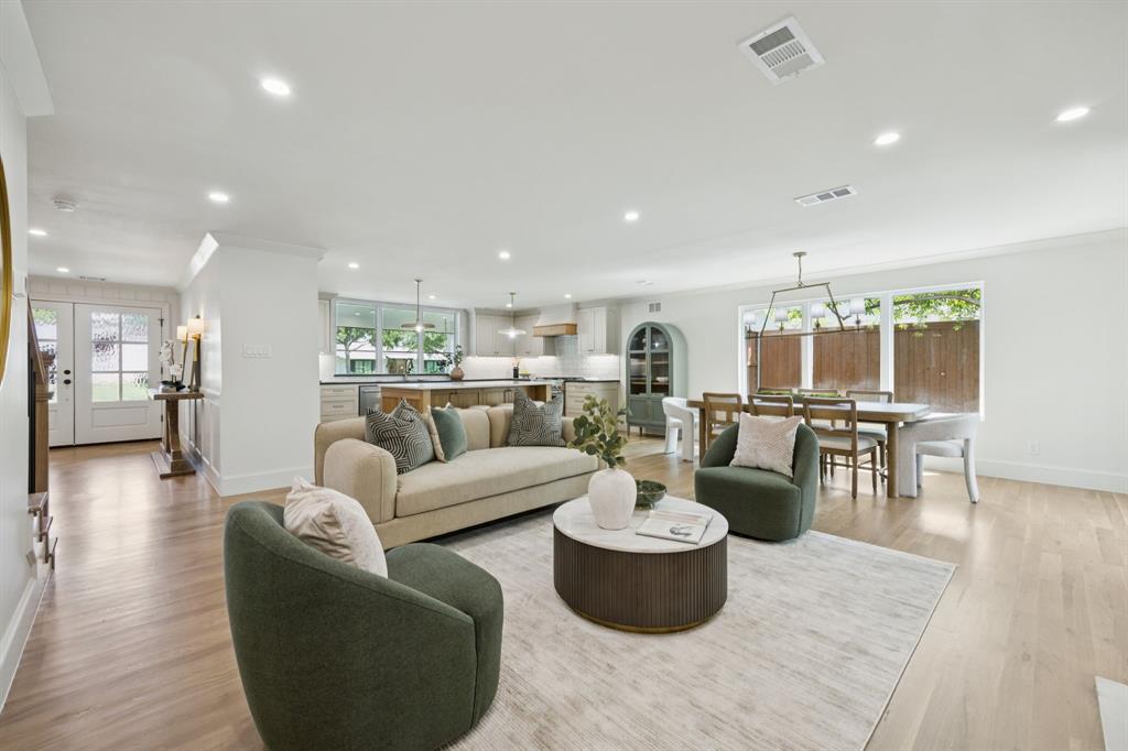 1307 Seminole Drive