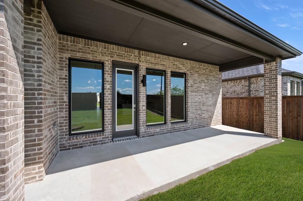 1873 Rough Ridge Trail