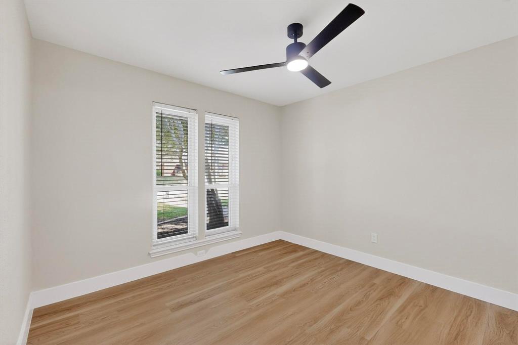 2404 Deep Valley Trail