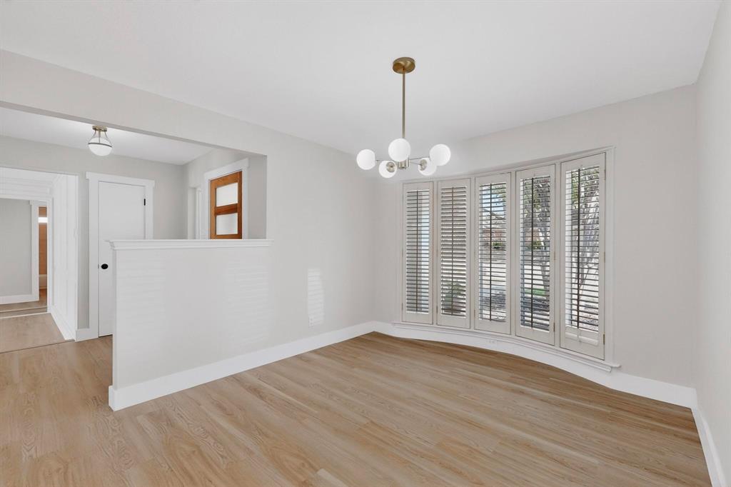 2404 Deep Valley Trail