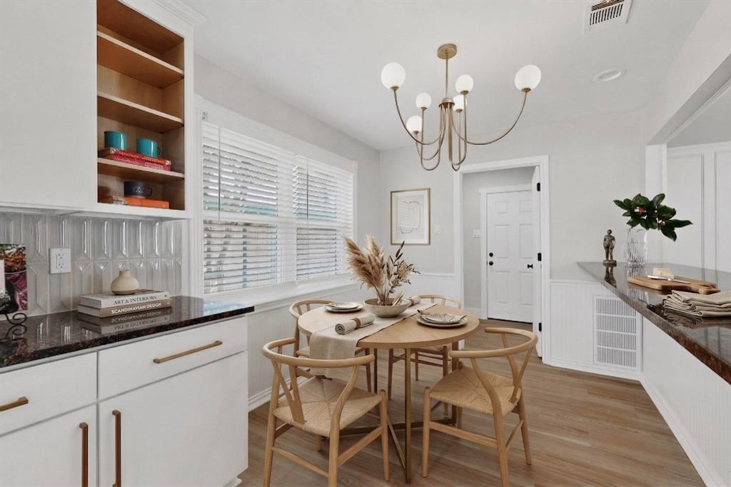 2404 Deep Valley Trail