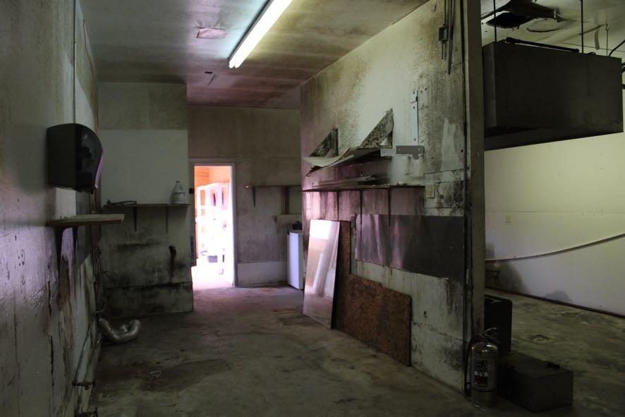 A0016 M Benetes Sur 670 - Commercial Sale