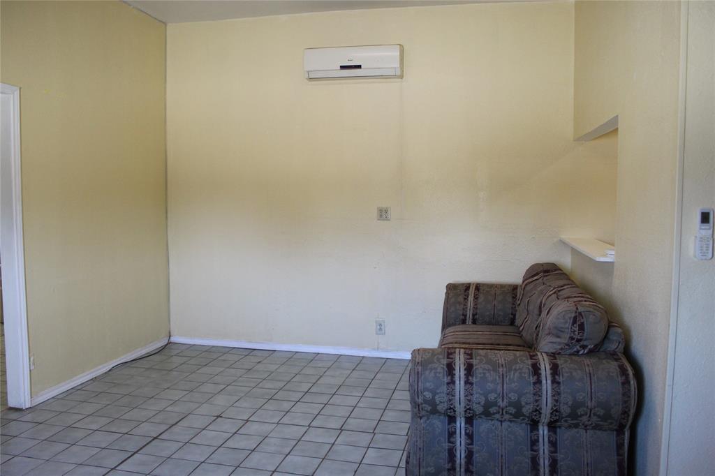 A0016 M Benetes Sur 670 - Commercial Sale