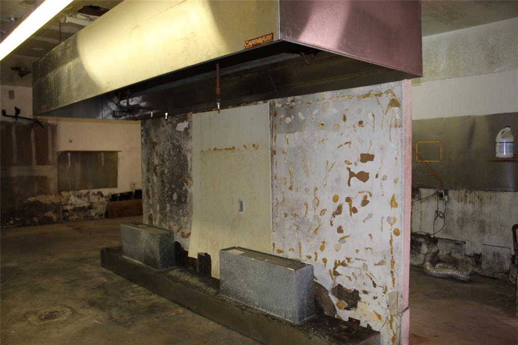 A0016 M Benetes Sur 670 - Commercial Sale