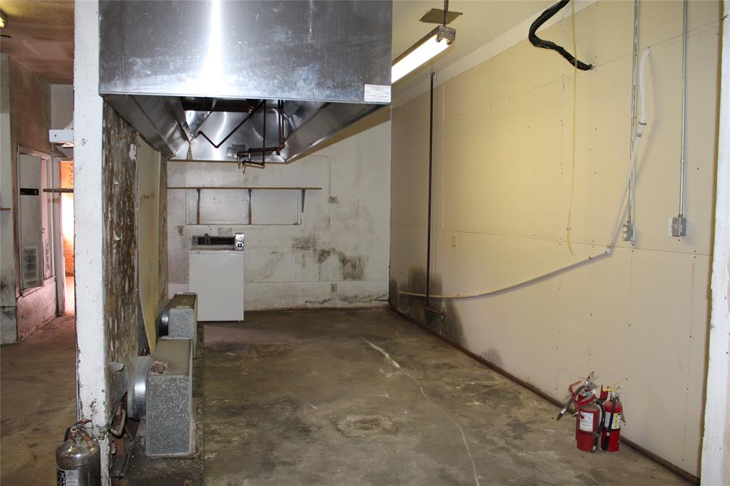 A0016 M Benetes Sur 670 - Commercial Sale