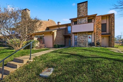 2705 Westgate Drive Arlington TX 76015