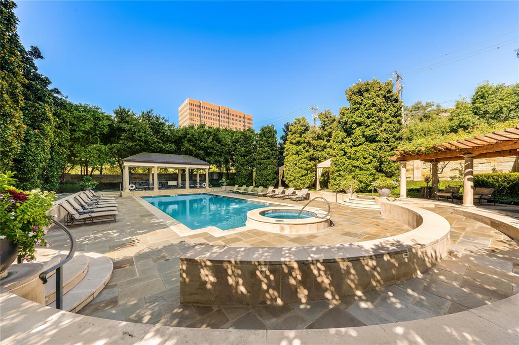 Vendome On Turtle Creek - Residential