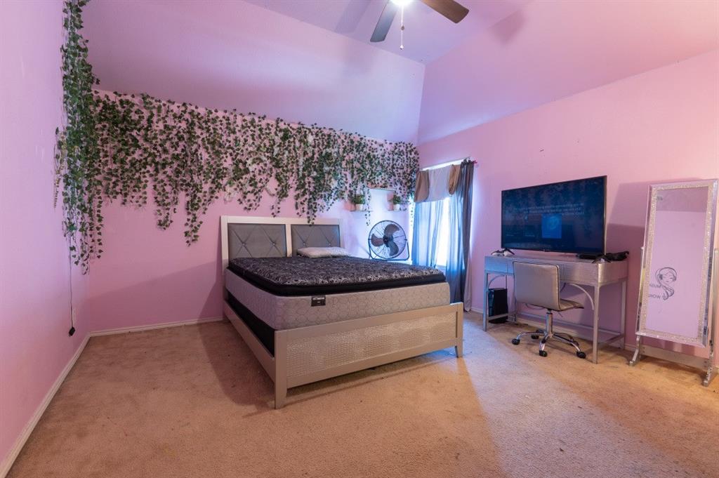 High Hawk At Martins Meadow - Residential