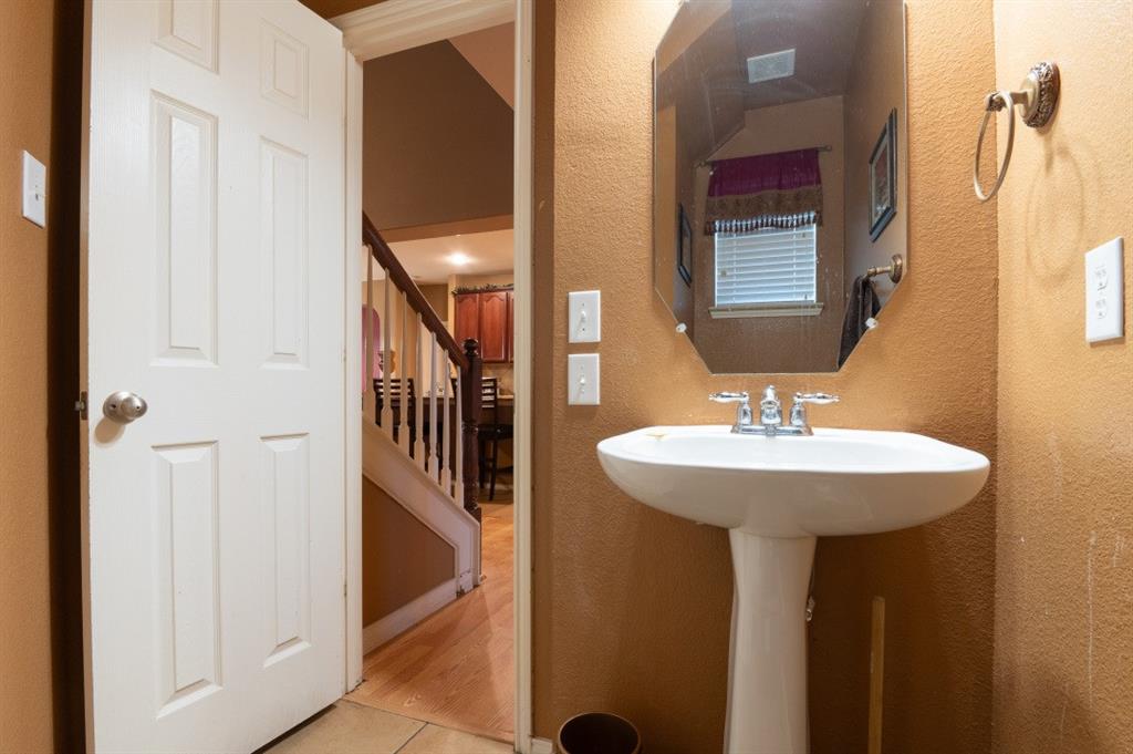 High Hawk At Martins Meadow - Residential