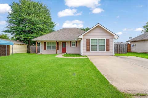 Photo of 207 Chaffin Street, Bonham, TX 75418 (MLS # 21306027)