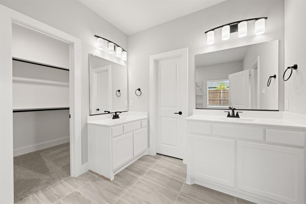 Oaks of North Grove - Residential