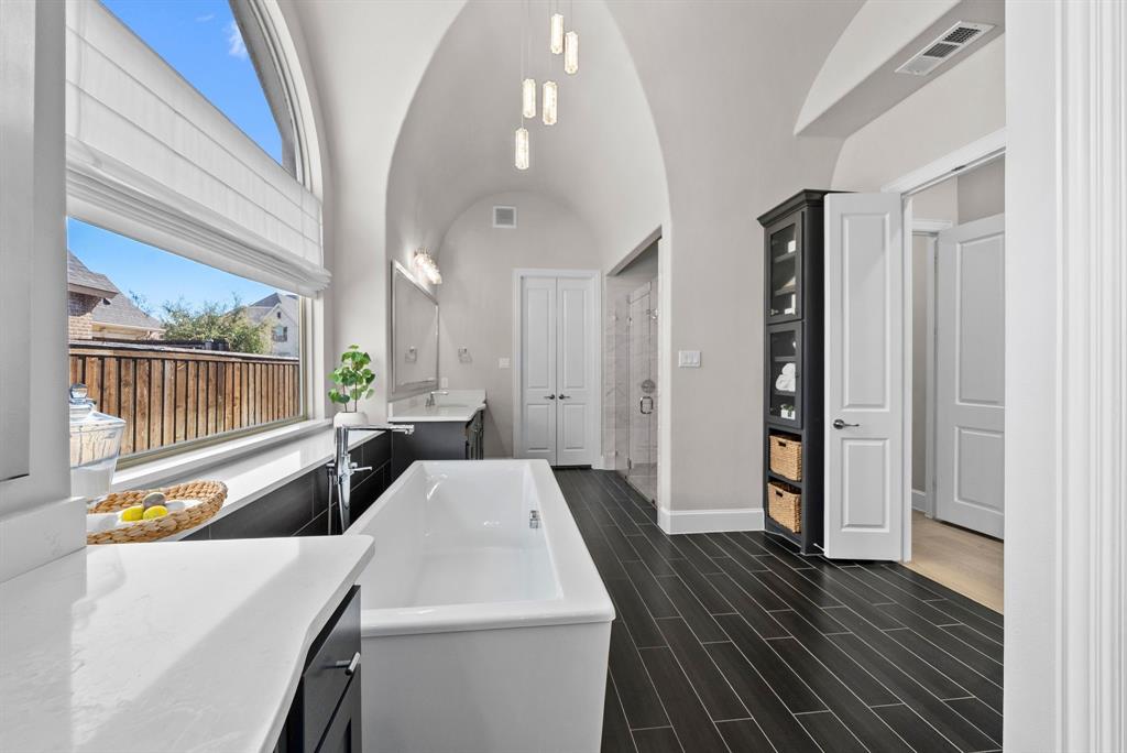 Phillips Creek Ranch Weston Ph - Residential