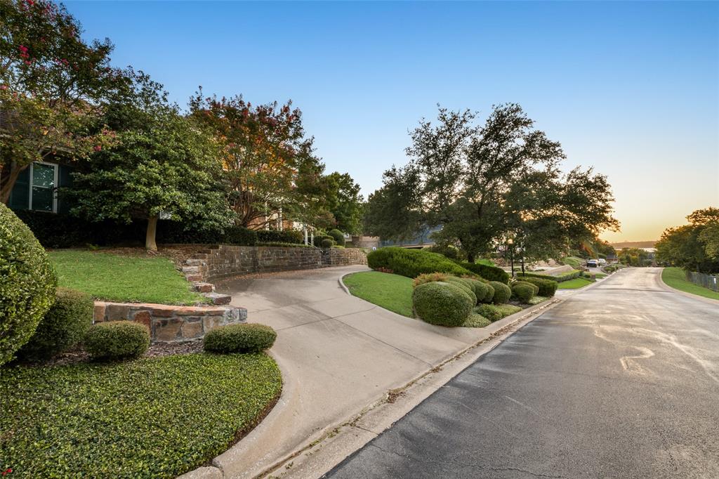 2101 Vista Ridge Court