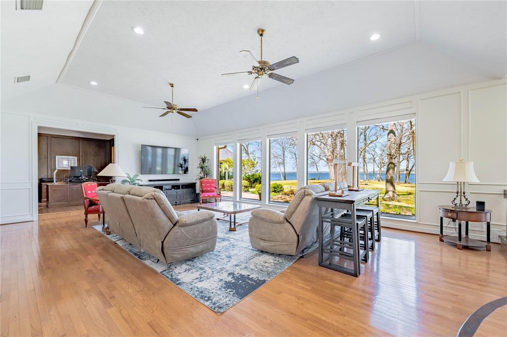 Star Harbor Instl 02 - Residential