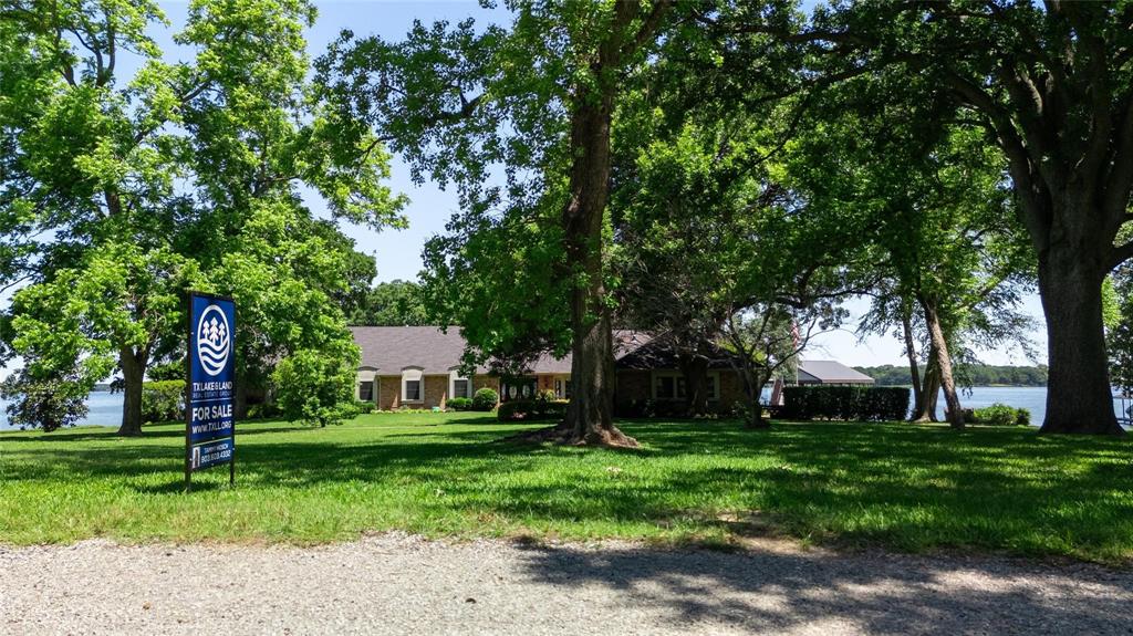 39 Lakeside Drive