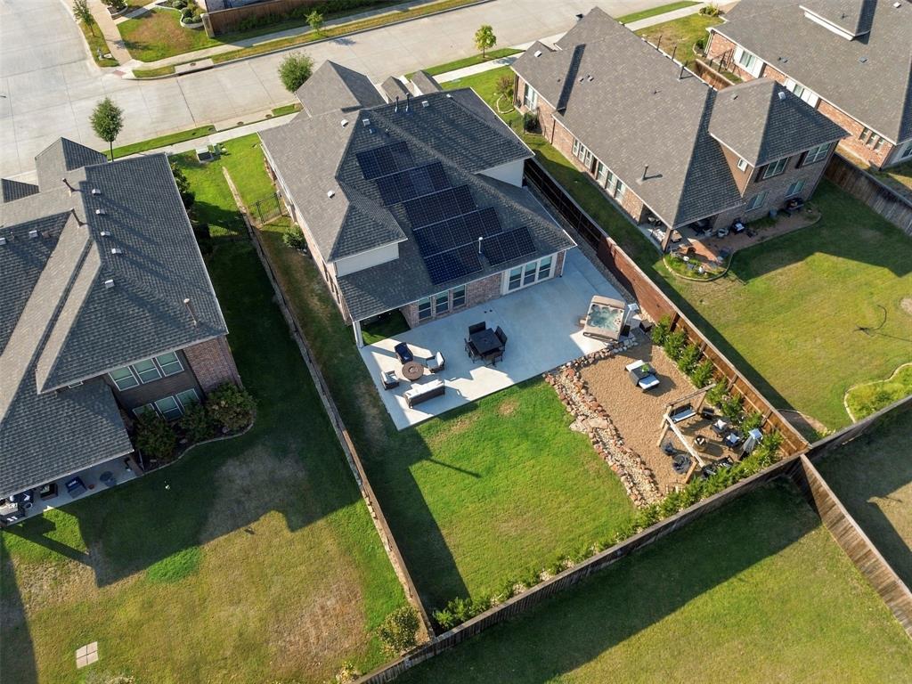 1515 Eminence Lane