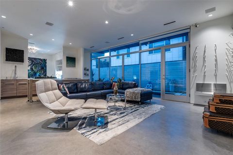 Tiny photo for 2300 N Carroll Avenue, Dallas, TX 75204 (MLS # 21166978)