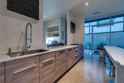 Tiny photo for 2300 N Carroll Avenue, Dallas, TX 75204 (MLS # 21166978)