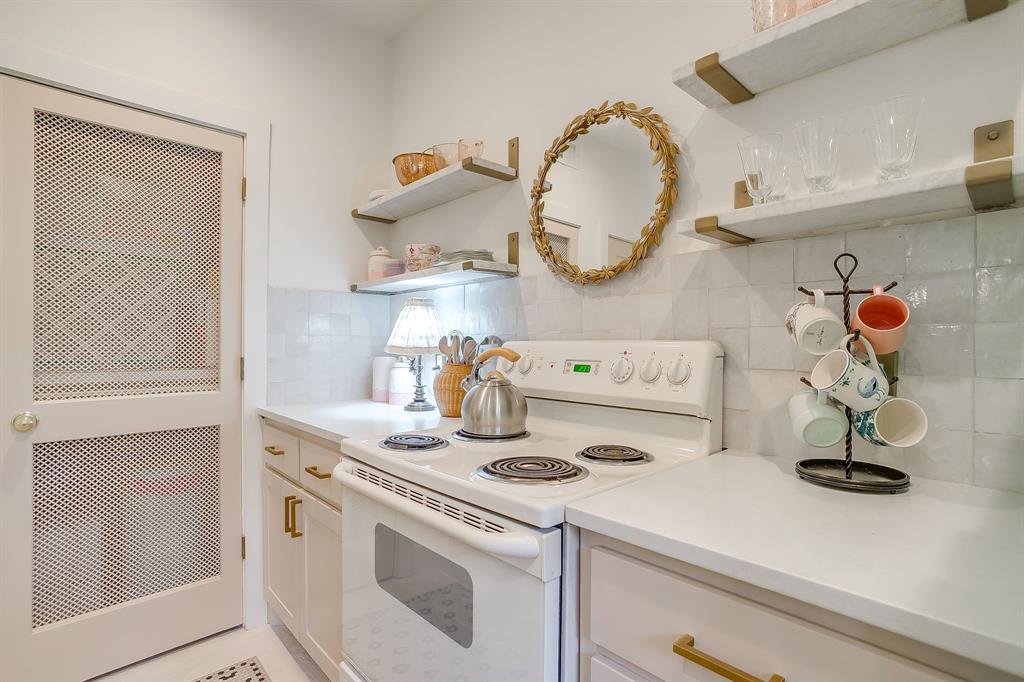 Monticello Park Condo - Residential