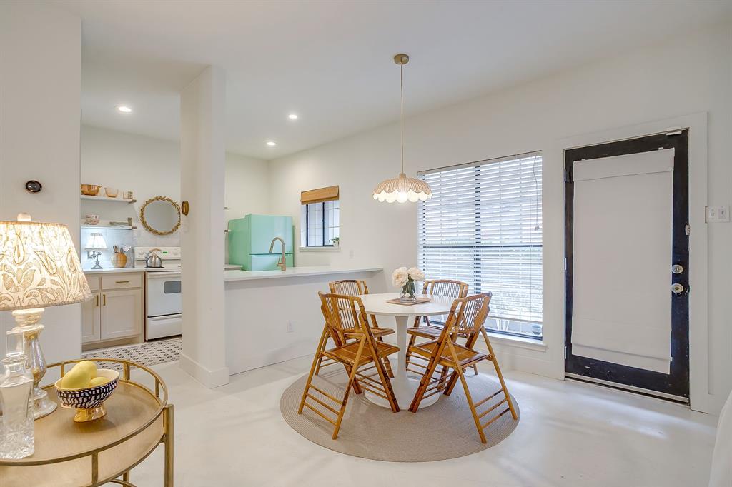 Monticello Park Condo - Residential