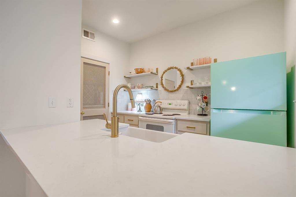 Monticello Park Condo - Residential