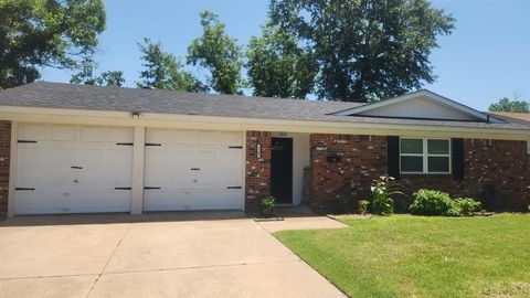 1709 Pamela Lane Fort Worth TX 76112