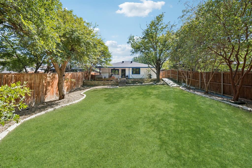 2749 Buna Drive