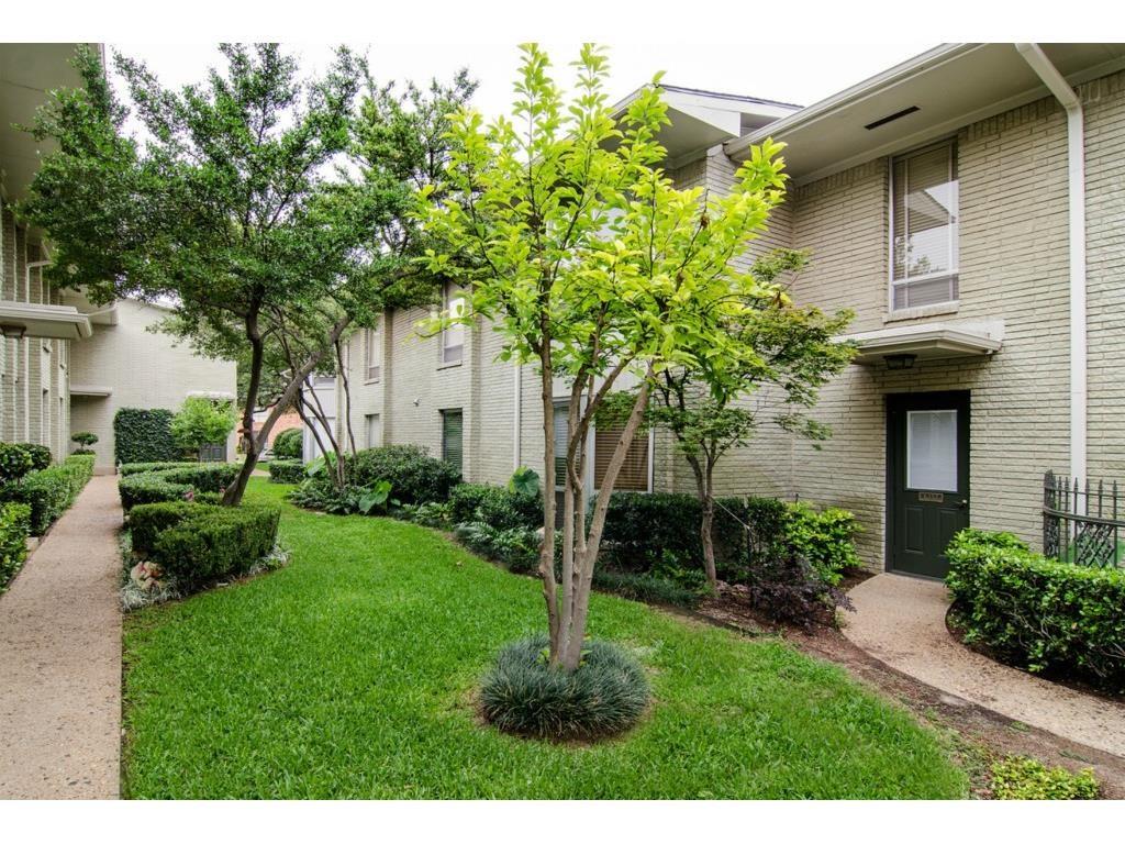 Diamond Head Condos - Residential Lease