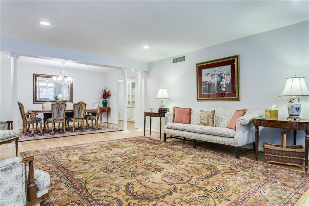 Diamond Head Condos - Residential Lease