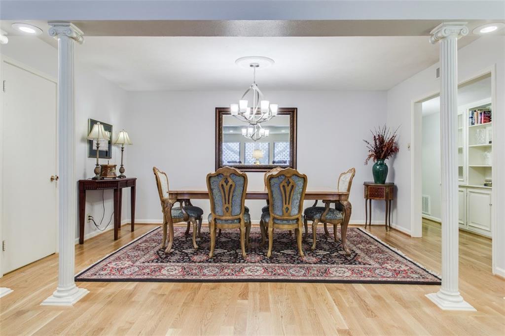 Diamond Head Condos - Residential Lease