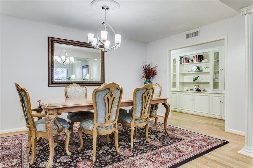 Diamond Head Condos - Residential Lease