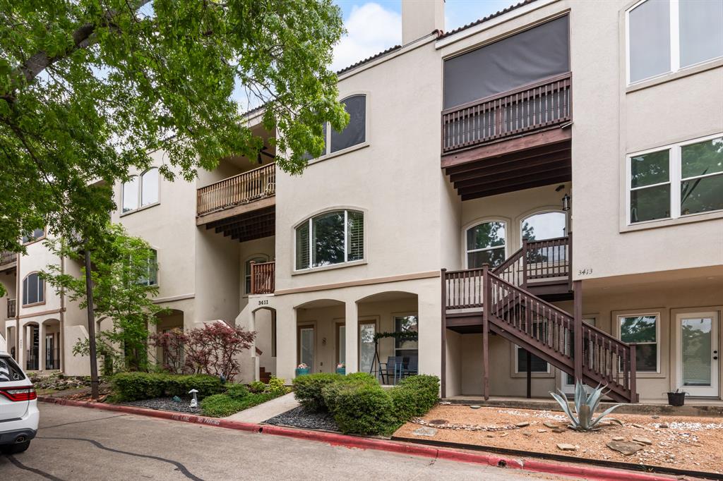 3411 Augusta Boulevard