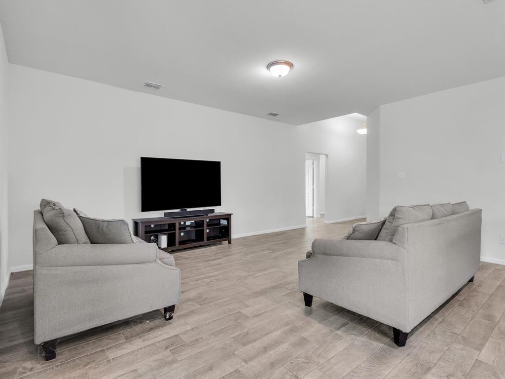 Chapel Crk - Residential