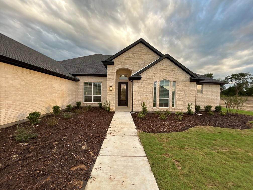 3513 Lariat Trail